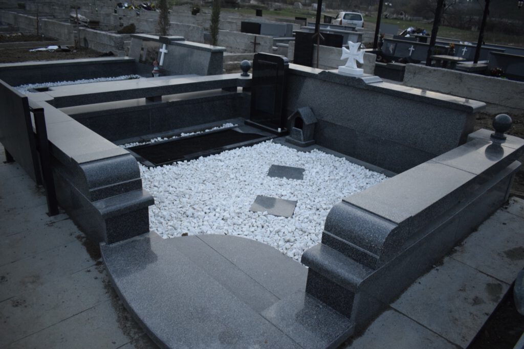 სასაფლაოს მოპირკეთება